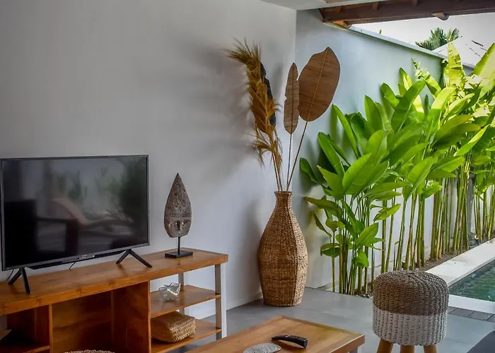 Mana Tea 2 Bedrooms & Pool * Seminyak